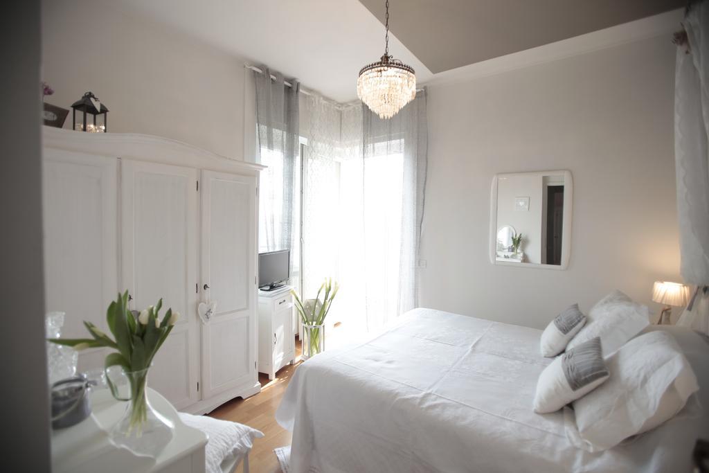 B&B La Casa Di Pamela Casciago Dış mekan fotoğraf