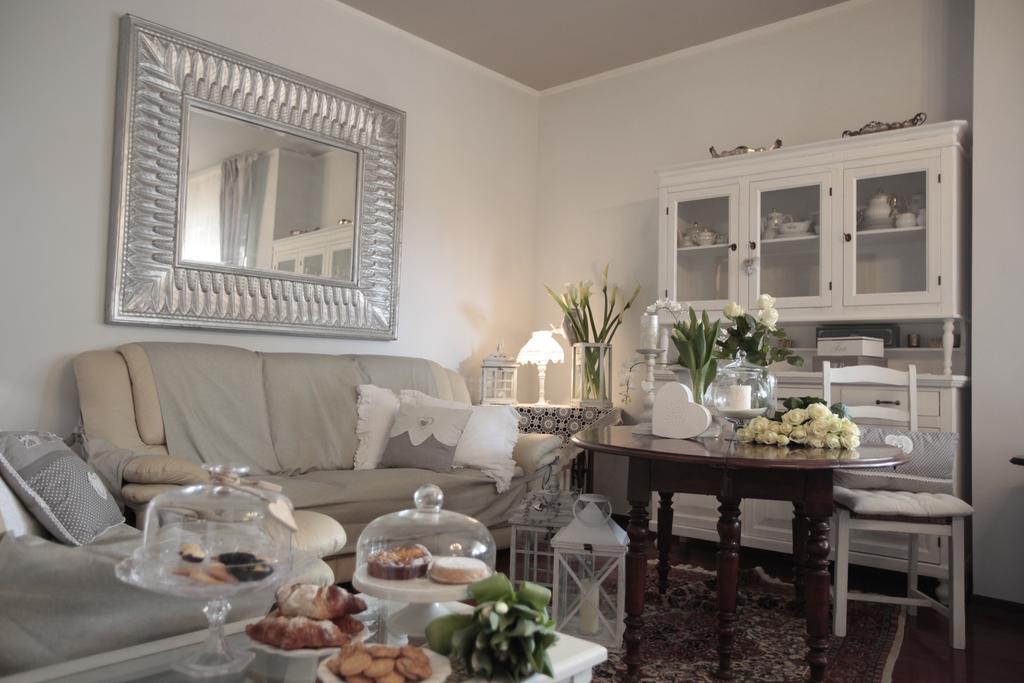 B&B La Casa Di Pamela Casciago Dış mekan fotoğraf